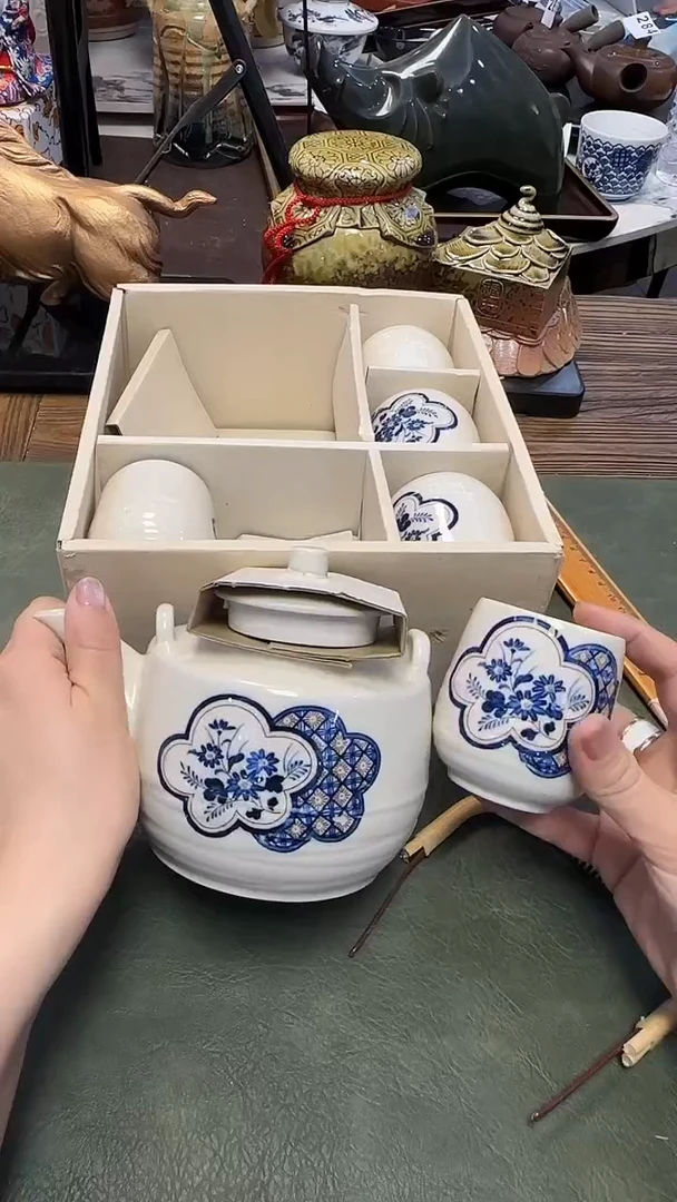 322釉下一壶5杯·····