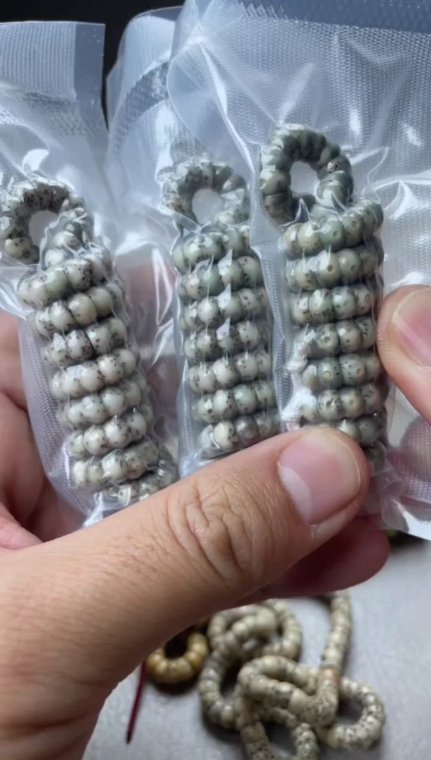吊坠星月菩提石玉料卡6mm蒜瓣大肠（福利）