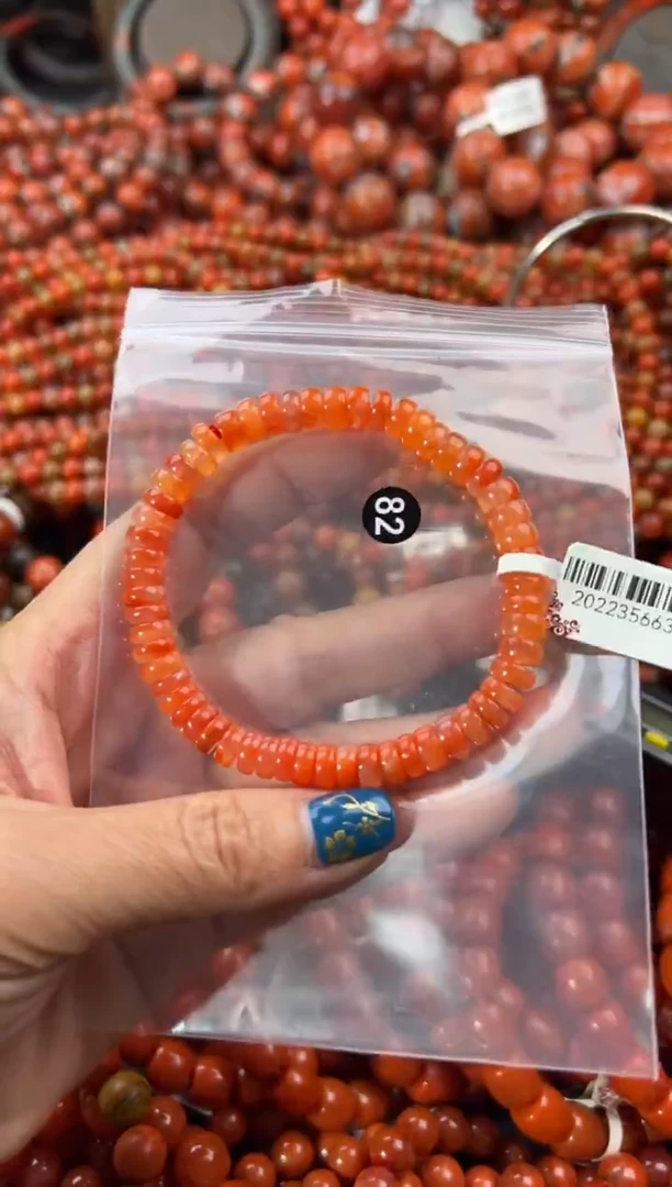 未镶嵌手串南红玛瑙1