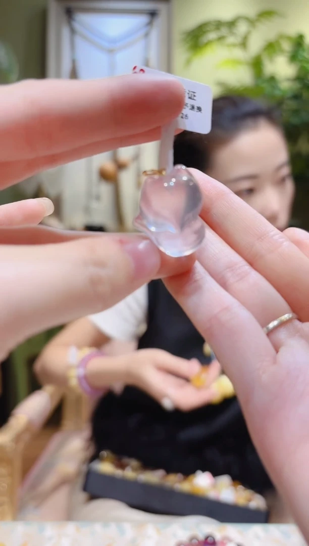 【闪购商品】水晶挂件18K金镶嵌粉晶凤九挂件