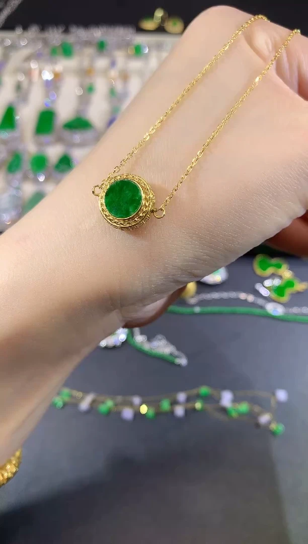 颈饰银S925镶嵌翡翠10-圆牌套链（多样性发货一件