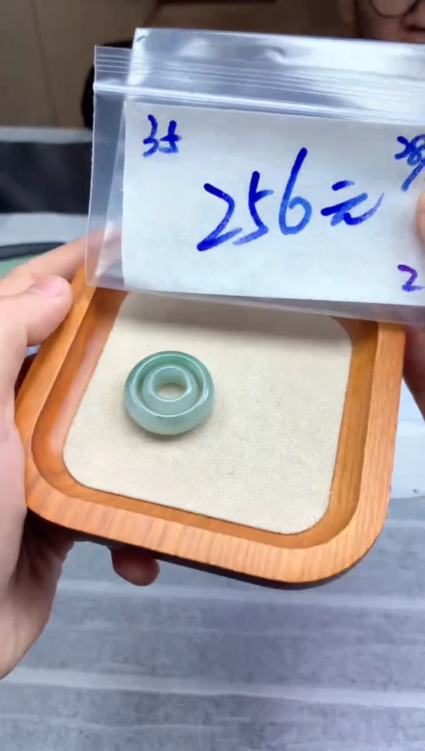 未镶嵌定制翡翠35毛货需精细抛光挂件多样性拍一发一