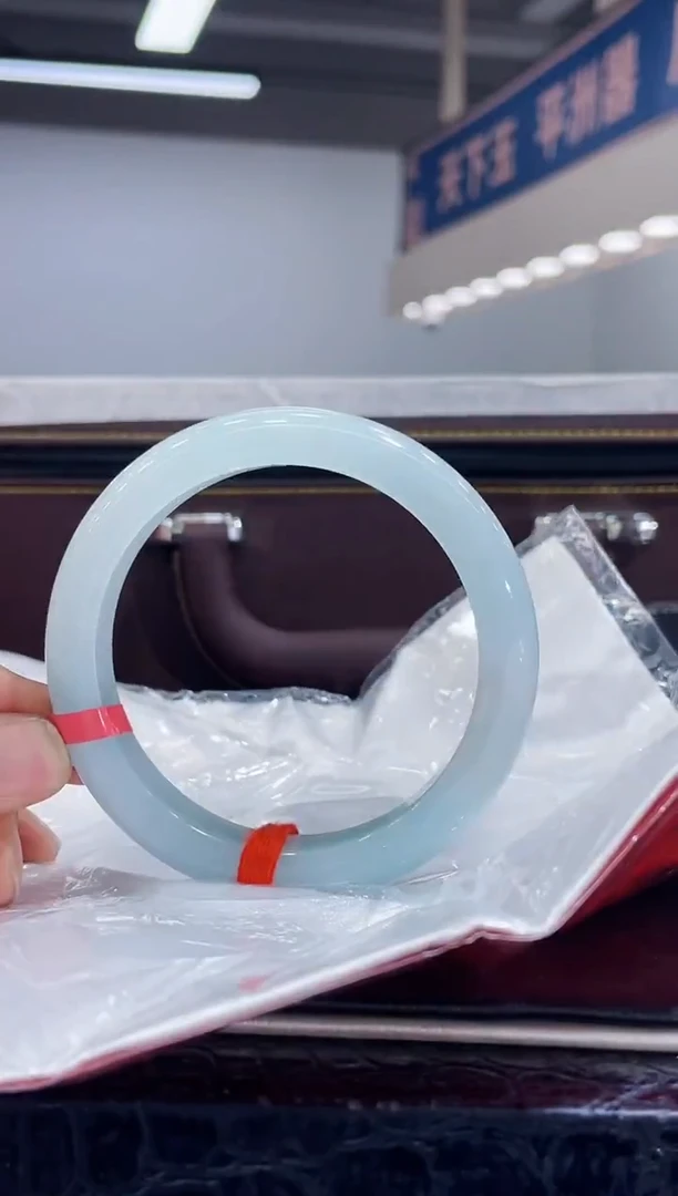 未镶嵌手镯翡翠5