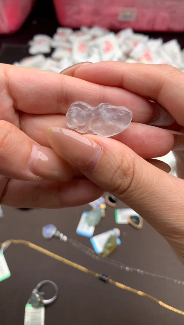 【闪购商品】翡翠颈饰未镶嵌   一