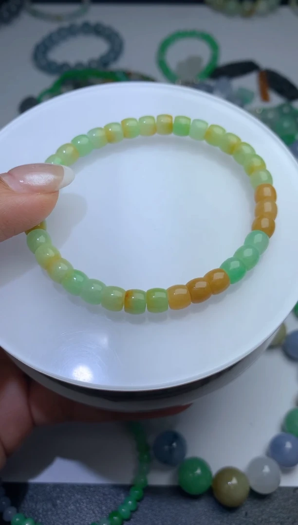 未镶嵌定制翡翠毛货