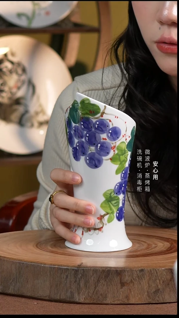 瓷景德镇高温手绘釉下彩筷子筒紫葡萄