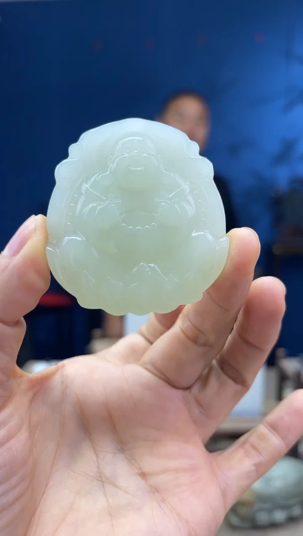 和田玉未镶嵌颈饰1