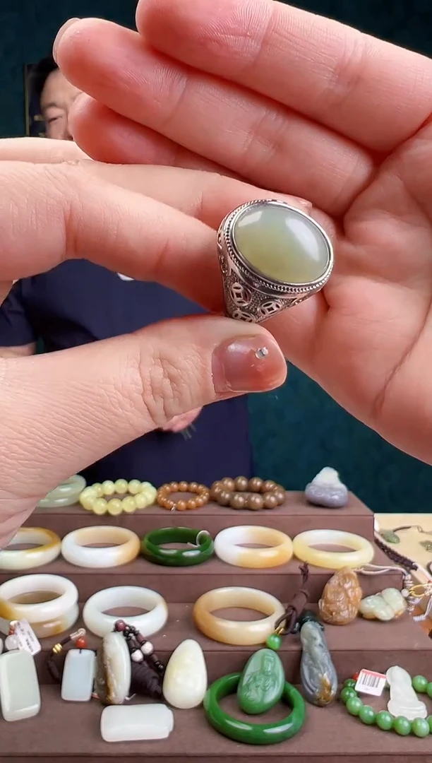 【闪购商品】和田玉颈饰银S925镶嵌ZZ 拍一发一 多样性发货