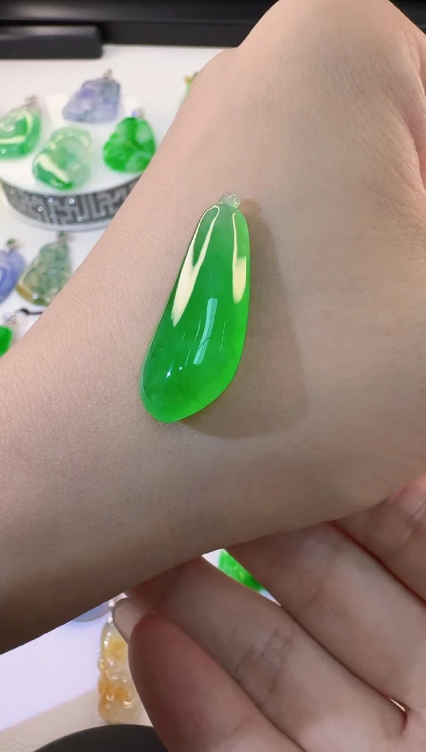 颈饰未镶嵌翡翠盈缅甸A货翡翠
