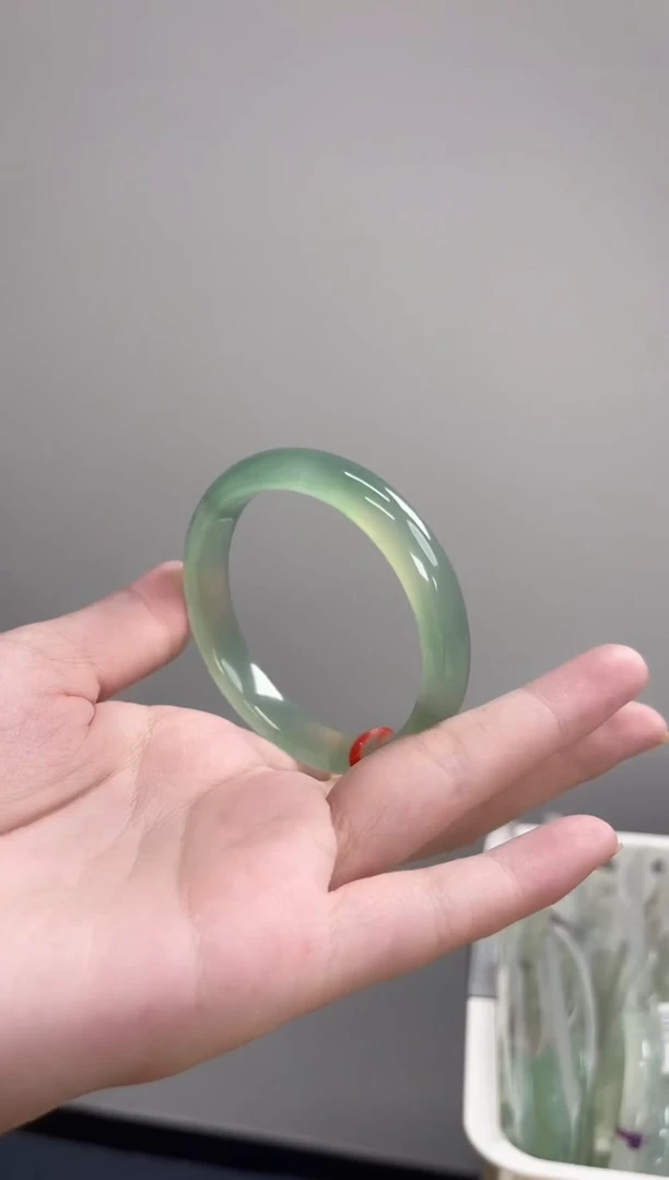 手镯玛瑙/玉髓未镶嵌54圈