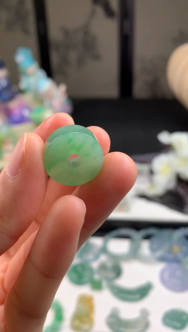 未镶嵌定制翡翠0416617418（16.8*6.3）