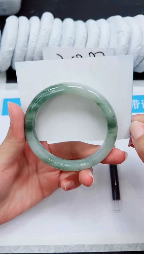 未镶嵌手镯石英质玉A90-62.7