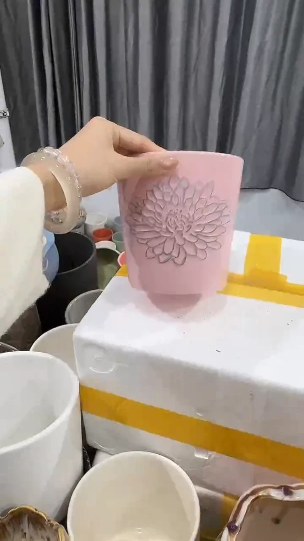 无孔瑕疵陶瓷花盆+E116