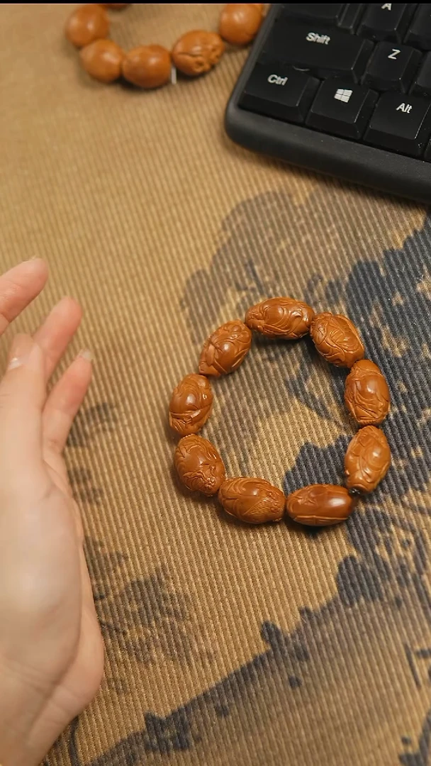 吊坠橄榄核八仙1