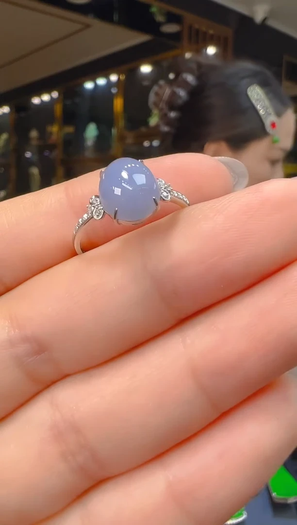 18K金镶嵌戒指翡翠045