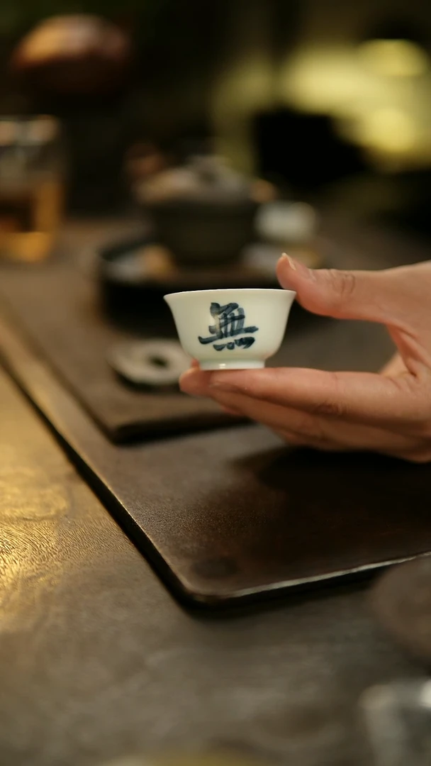 巽禾瓷泥手绘小品杯