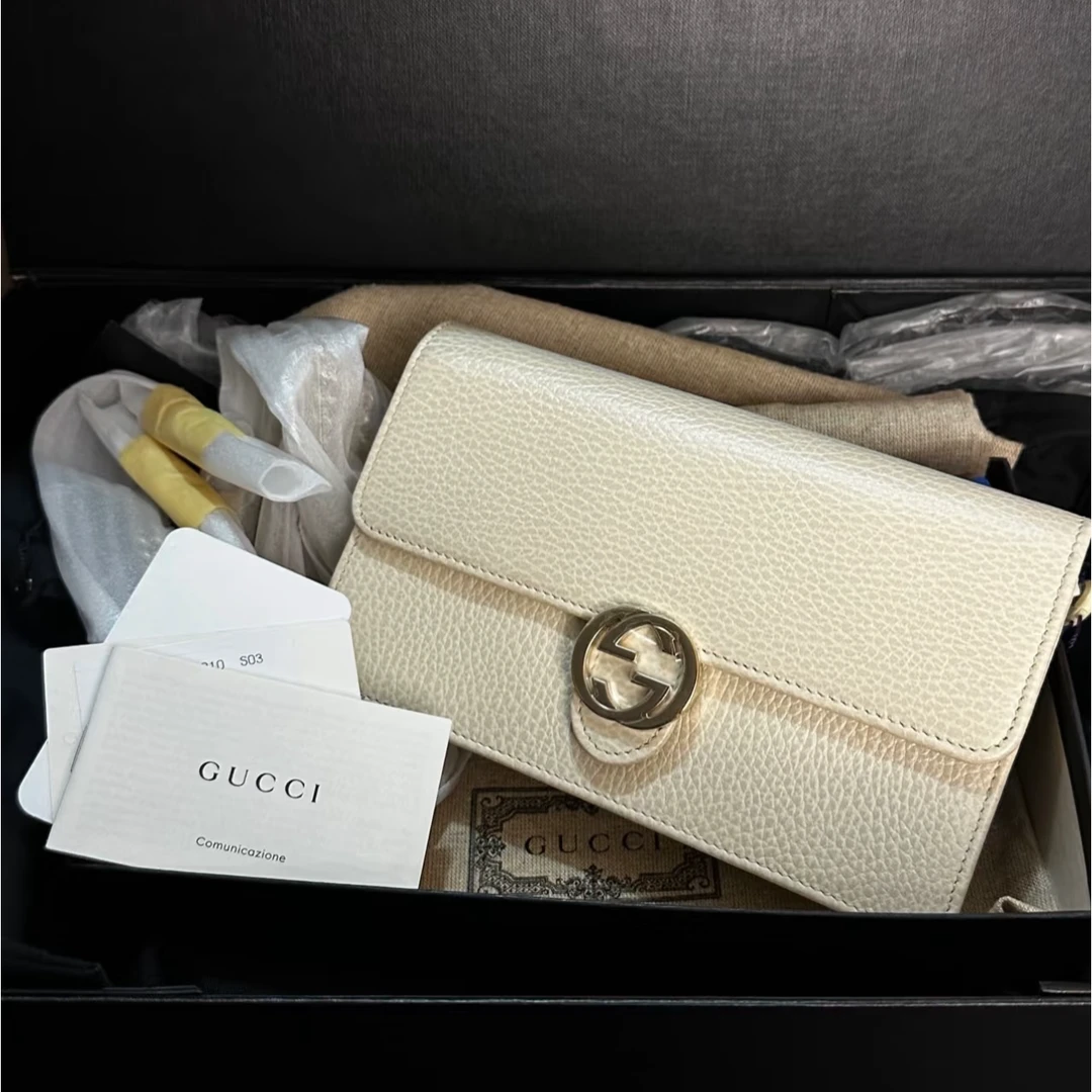99新 GUCCI/古驰 白色风琴邮差链条包单肩斜挎包风琴woc（包包）