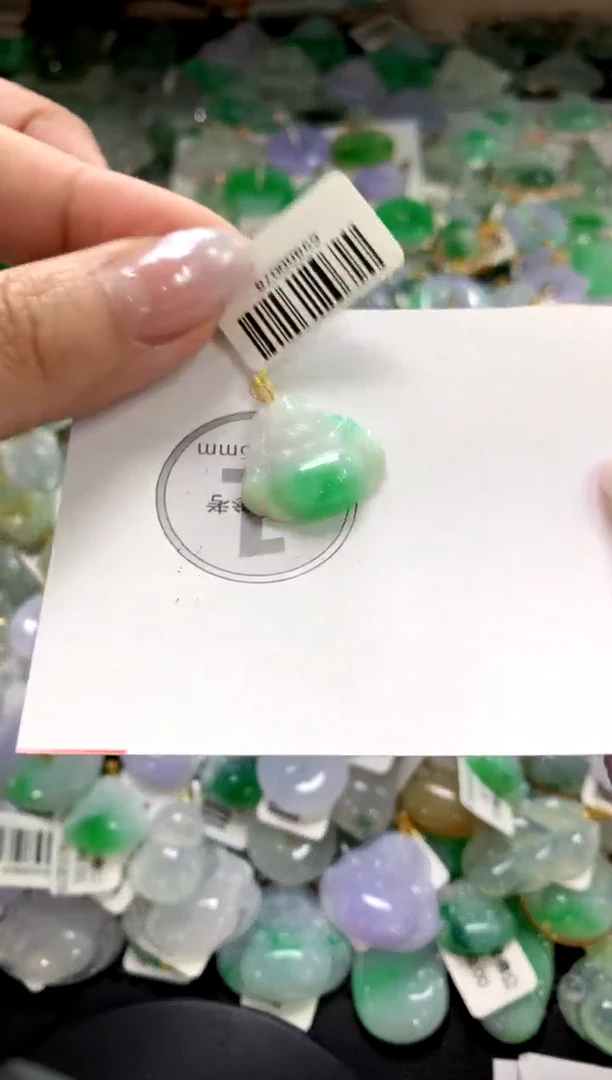 颈饰未镶嵌翡翠1111111111111111