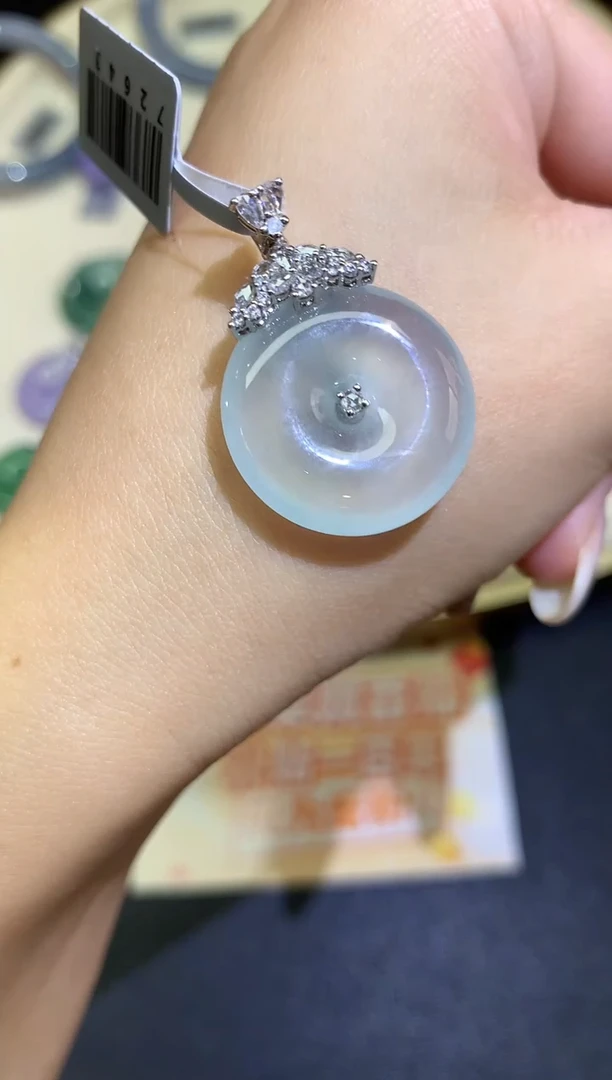 翡翠18K金镶嵌吊坠(不含链)吊坠A82|9800