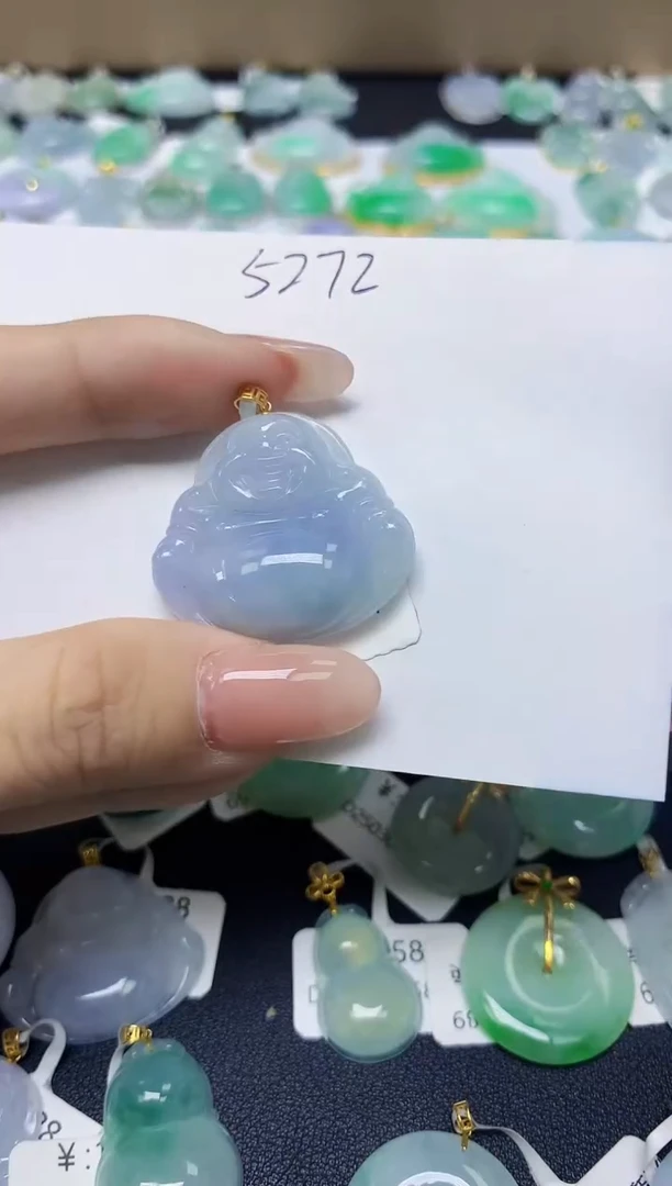 翡翠18K金镶嵌颈饰 天然缅甸翡翠A货