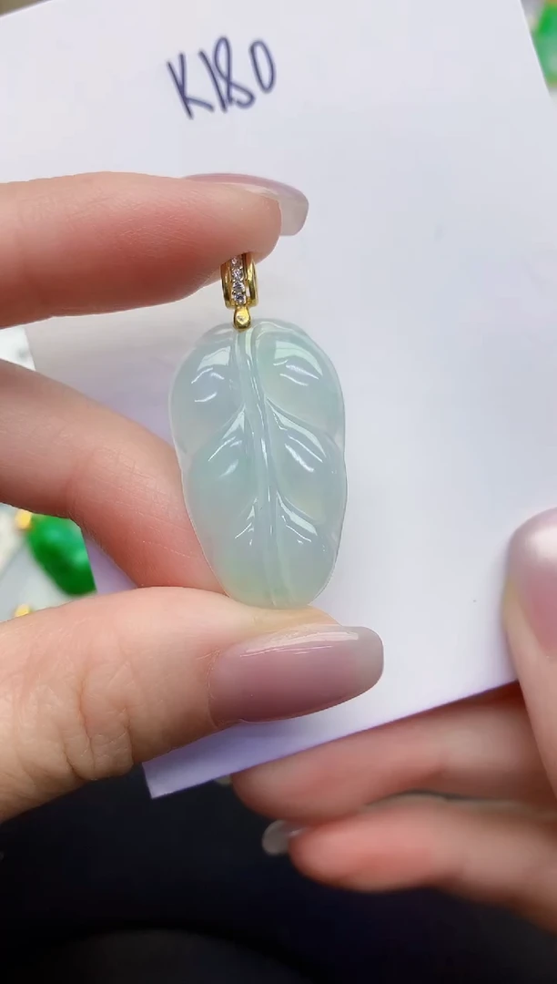 颈饰未镶嵌翡翠缅甸天然翡翠A货