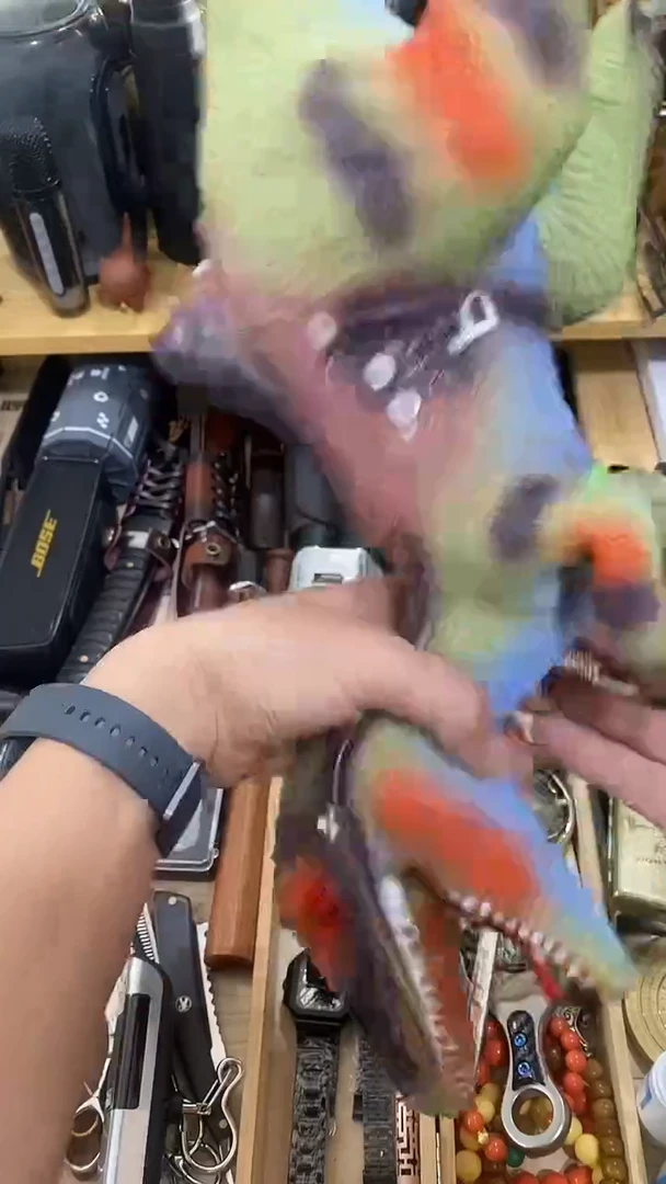 瓷片闪购商品  如图所示