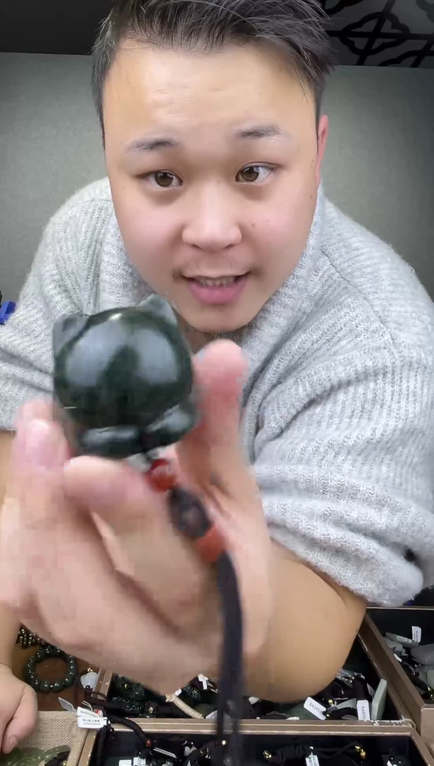 未镶嵌和田玉挂件1