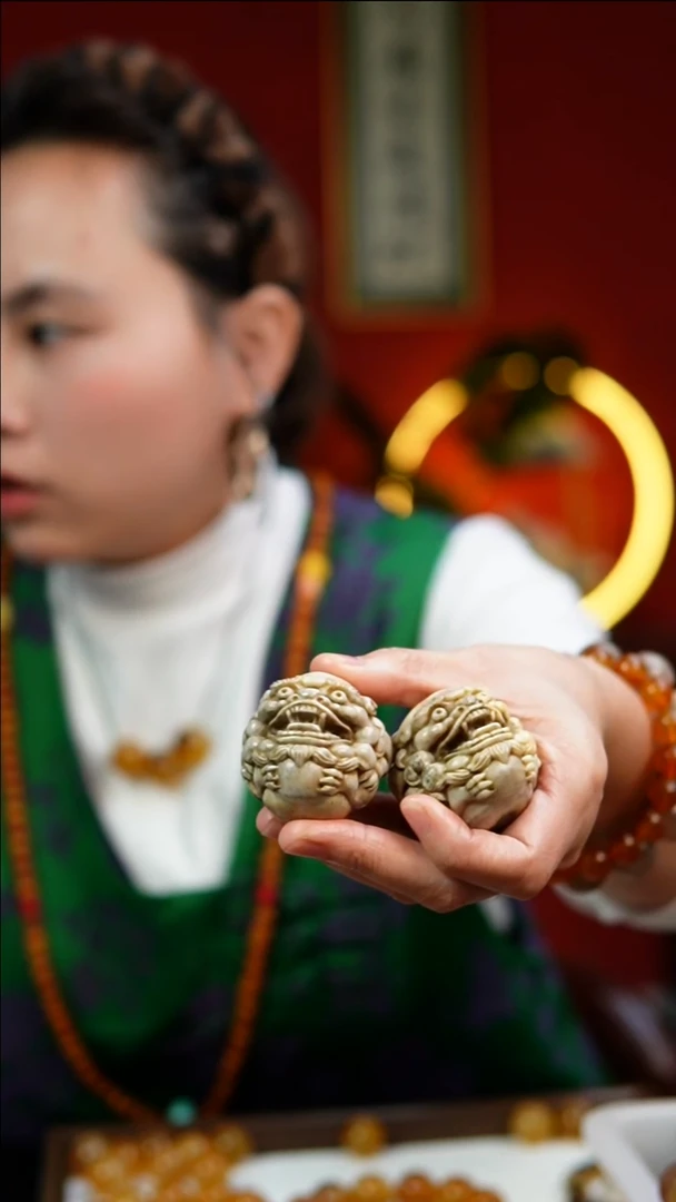 鹿骨手串/手链开**果醒狮手球45mm