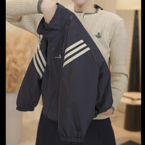 【兔小呗】春装儿童韩版时尚撞色条纹宽松休闲立领拉链外套SJ5065