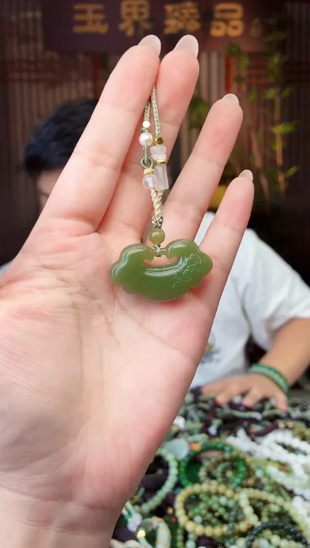 未镶嵌和田玉挂件多样性发货拍一发一