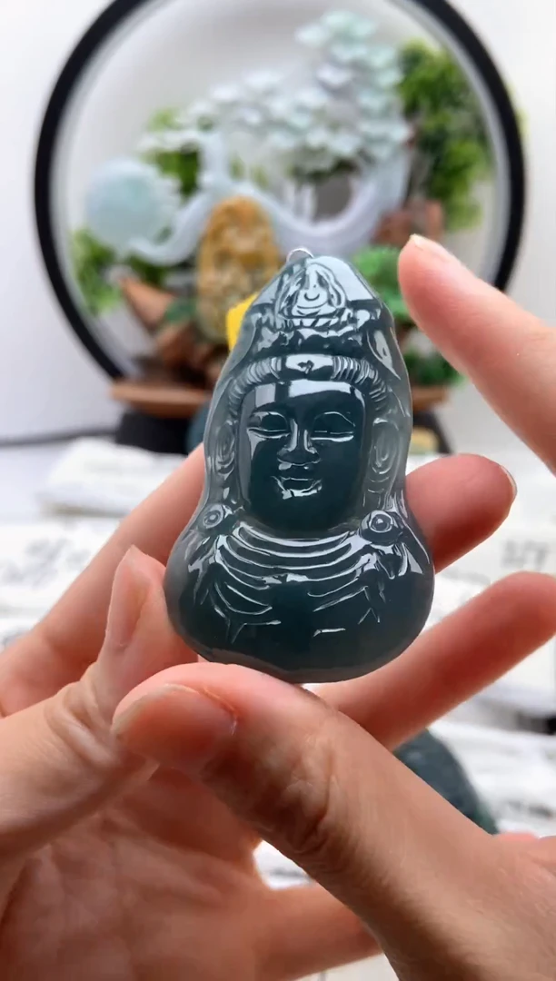 翡翠未镶嵌颈饰观音首【品质一般能接受再拍】