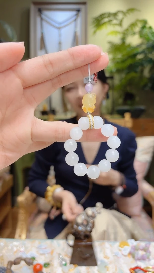 【闪购商品】和田玉挂件未镶嵌蜜蜡熊和田玉吊坠