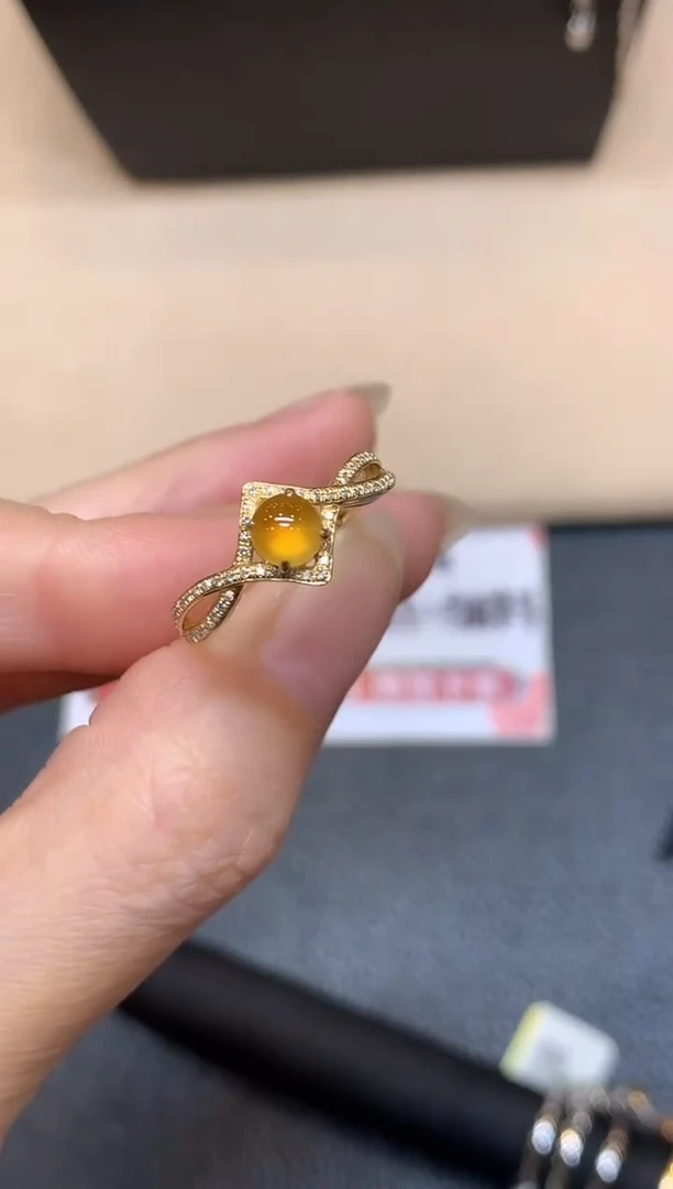 18K金镶嵌戒指翡翠9【无鉴赏期】蛋面【无服务费