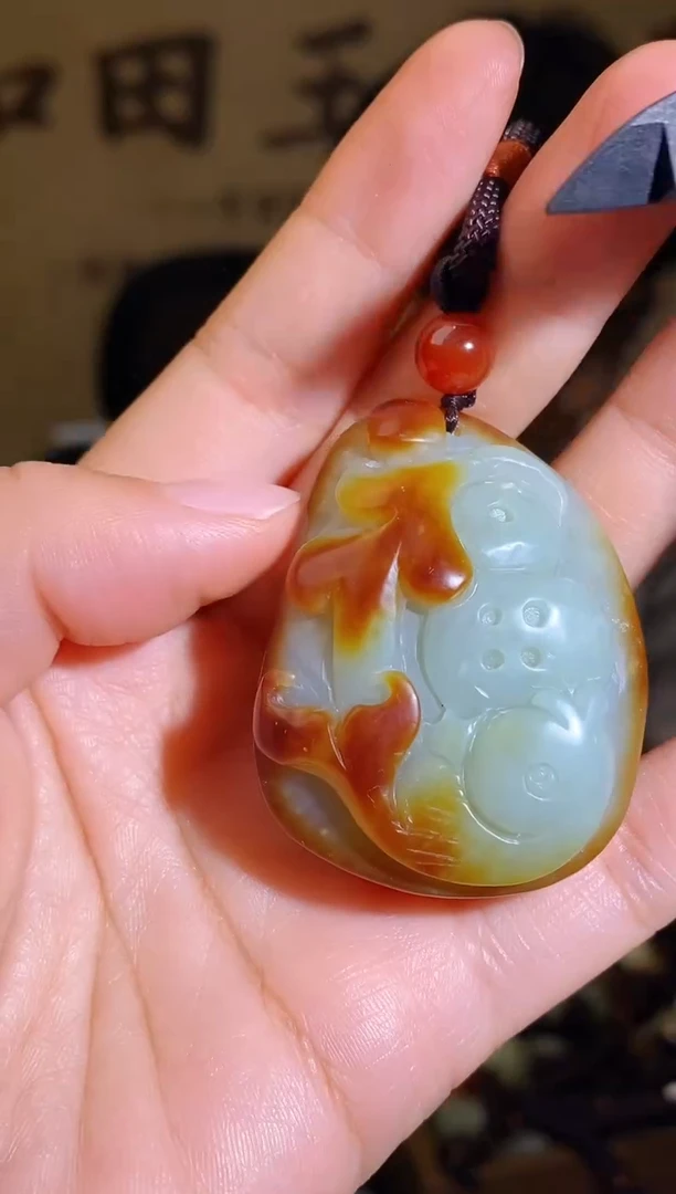 颈饰未镶嵌和田玉1