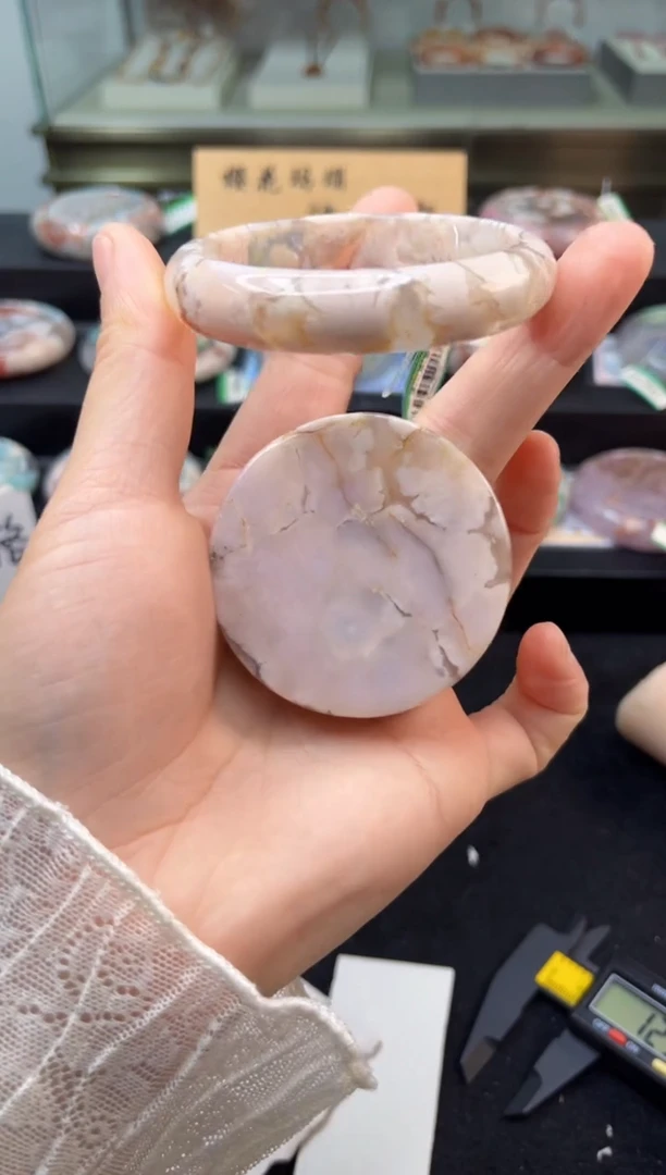 未镶嵌手镯石英质玉53圈口（赠品镯心）6358879