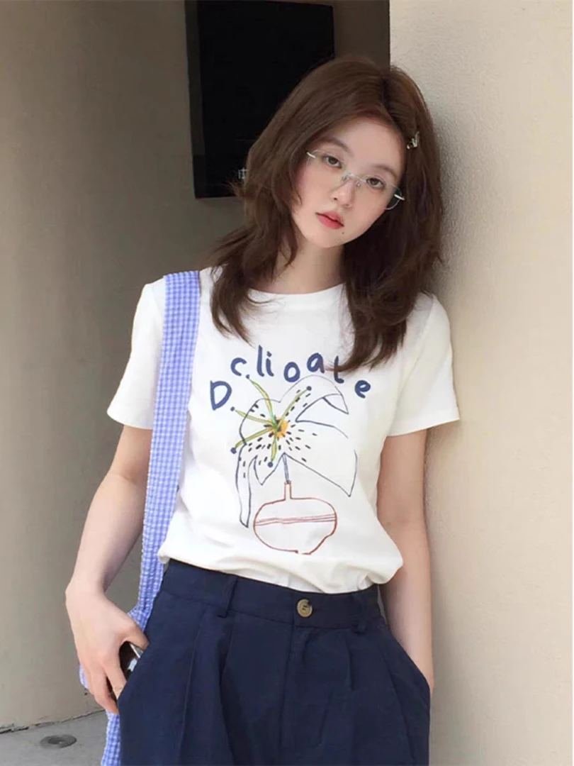 百合花涂鸦字母印花白色短袖女t恤夏季正肩圆领修身显瘦百搭上衣