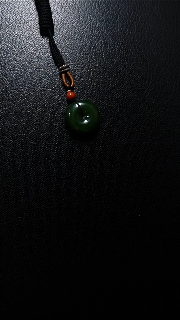 【闪购商品】和田玉颈饰未镶嵌平安扣