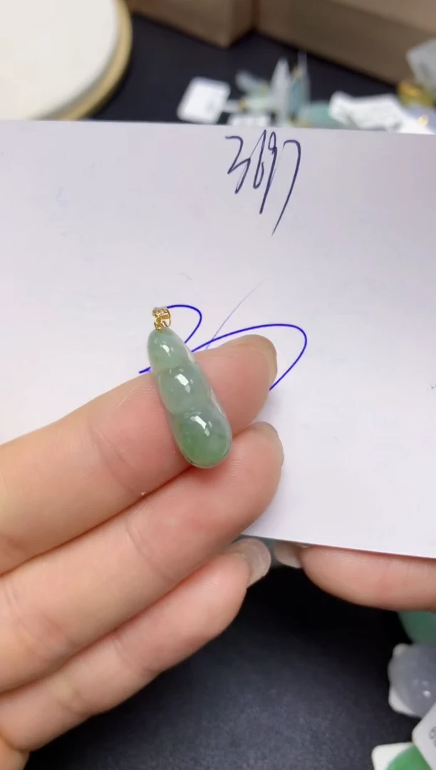【闪购商品】翡翠挂件18K金镶嵌 天然翡翠A货