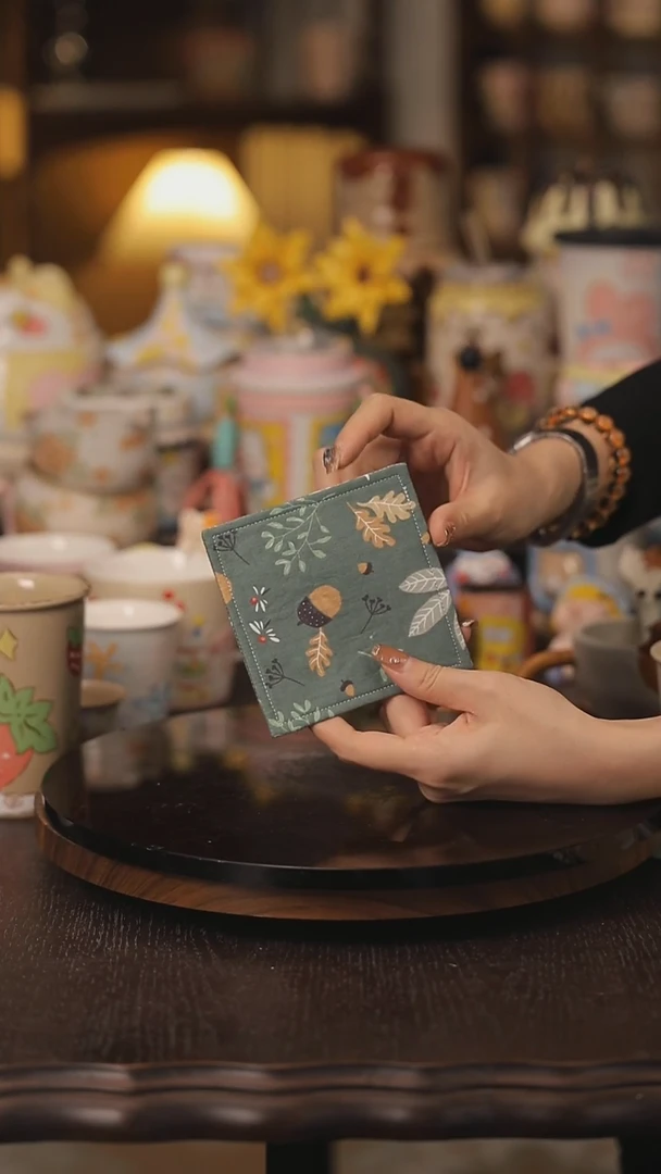 摆件景德镇釉下彩绘设计师款式陶瓷