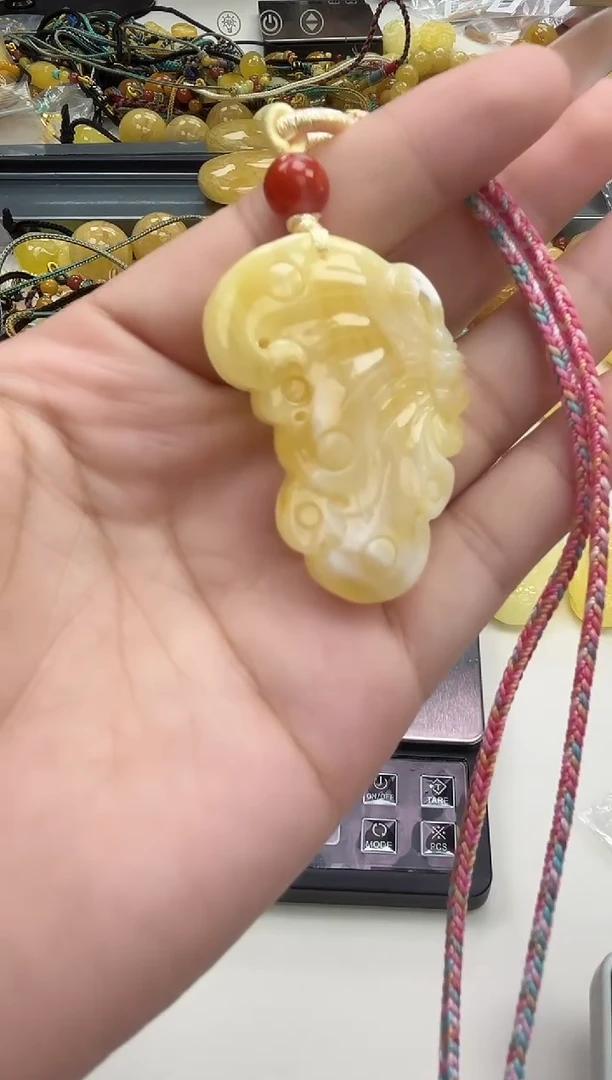 裸石琥珀未镶嵌琥珀蜜蜡吊坠