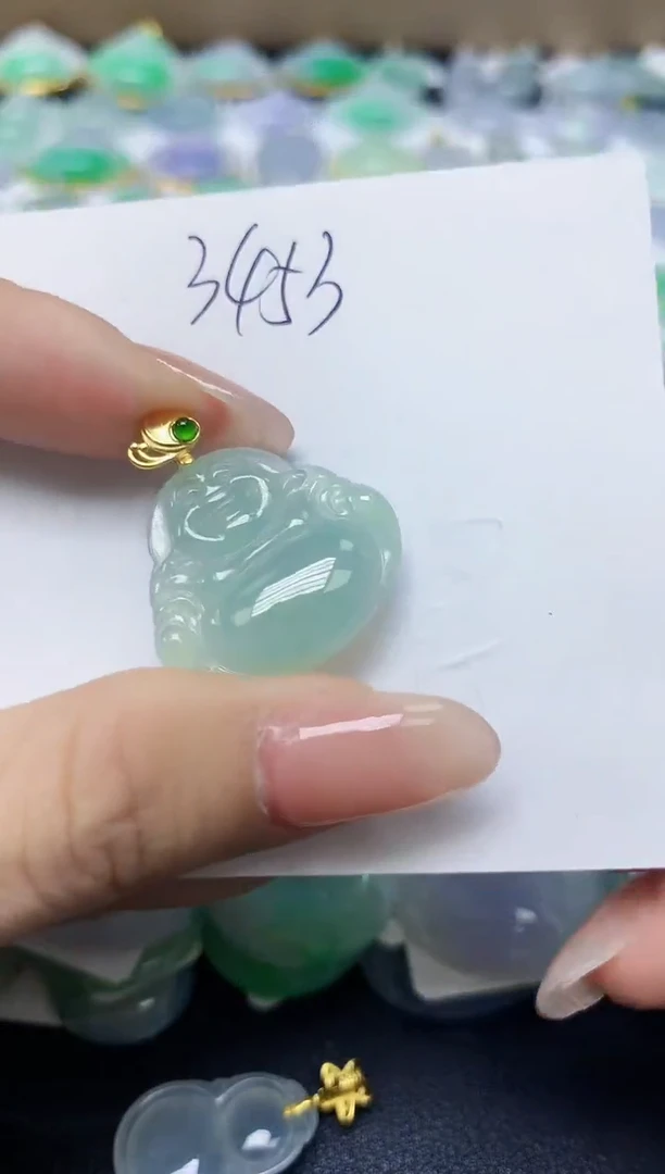 翡翠未镶嵌颈饰天然缅甸翡翠A货