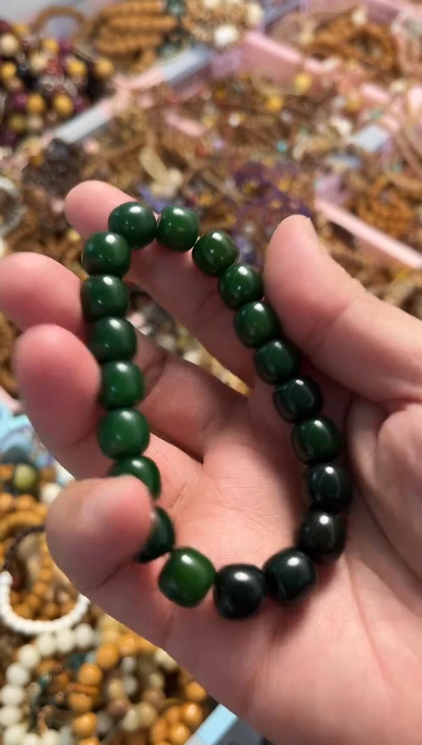吊坠菩提根/象牙果菩提根娘娘绿手串