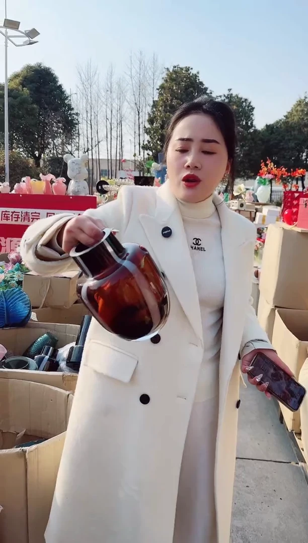 【闪购商品】玻璃安琪微瑕花瓶--FK502