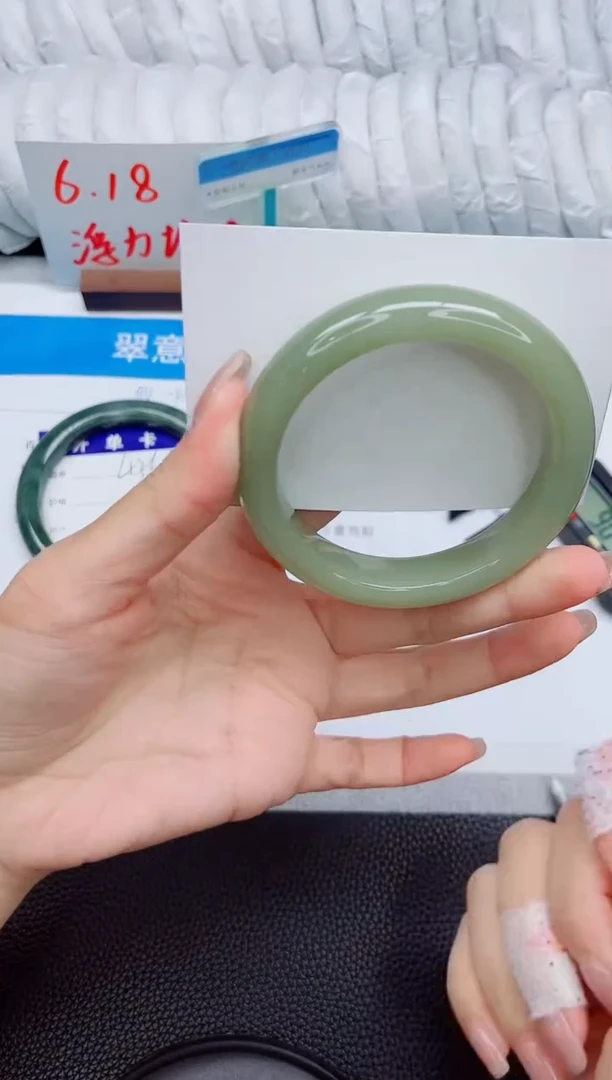 石英质玉手镯未镶嵌427-56.1