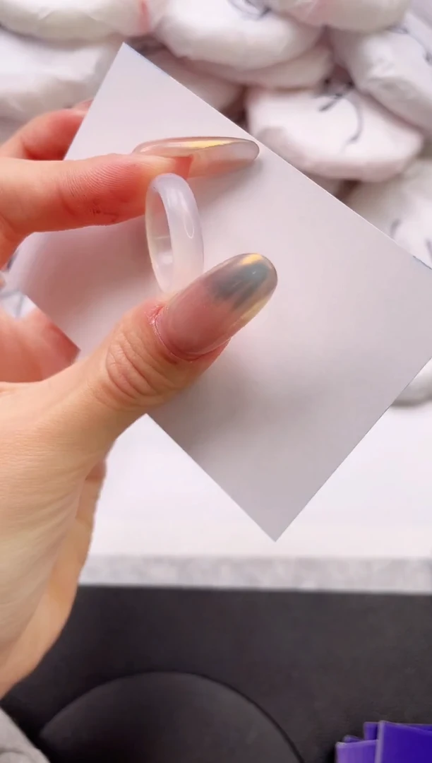 【闪购商品】石英质玉手镯未镶嵌素圈戒指白