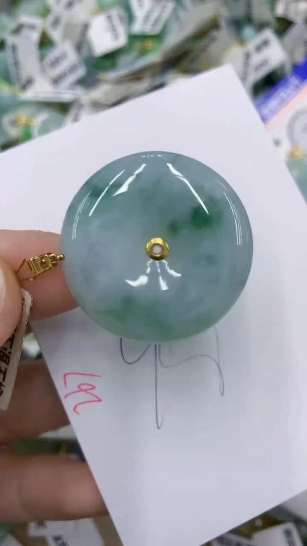 颈饰18K金镶嵌翡翠11111111