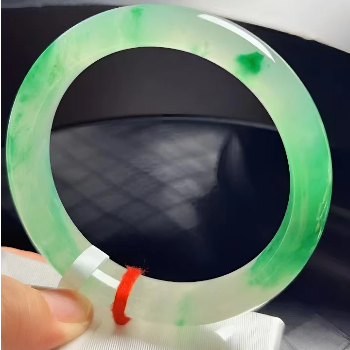 天然独龙玉冰飘花