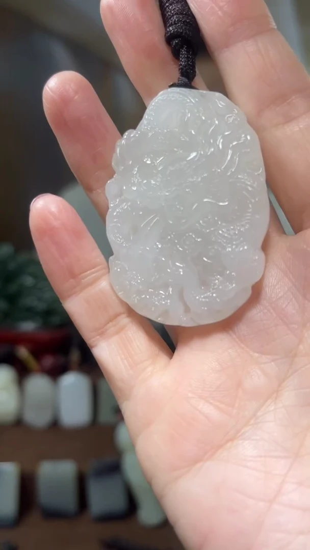 颈饰未镶嵌和田玉666