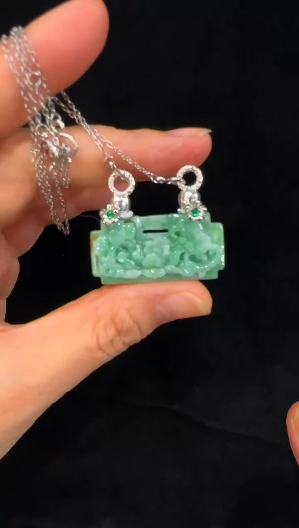 颈饰未镶嵌翡翠国风