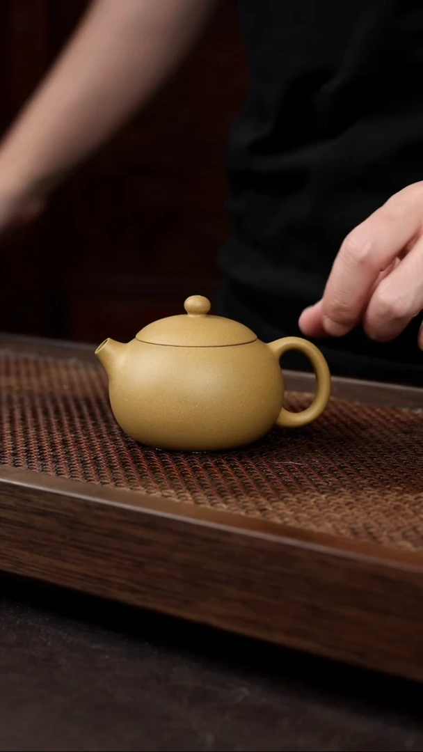 茶壶紫砂黄金段西施